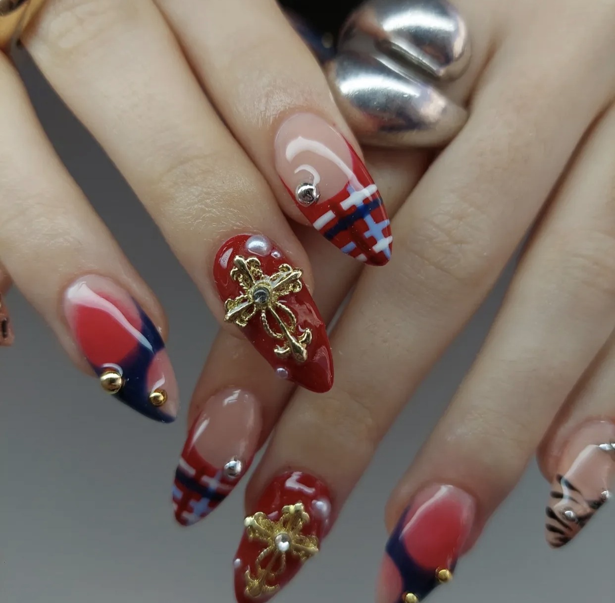 Nail art créatif Bordeaux