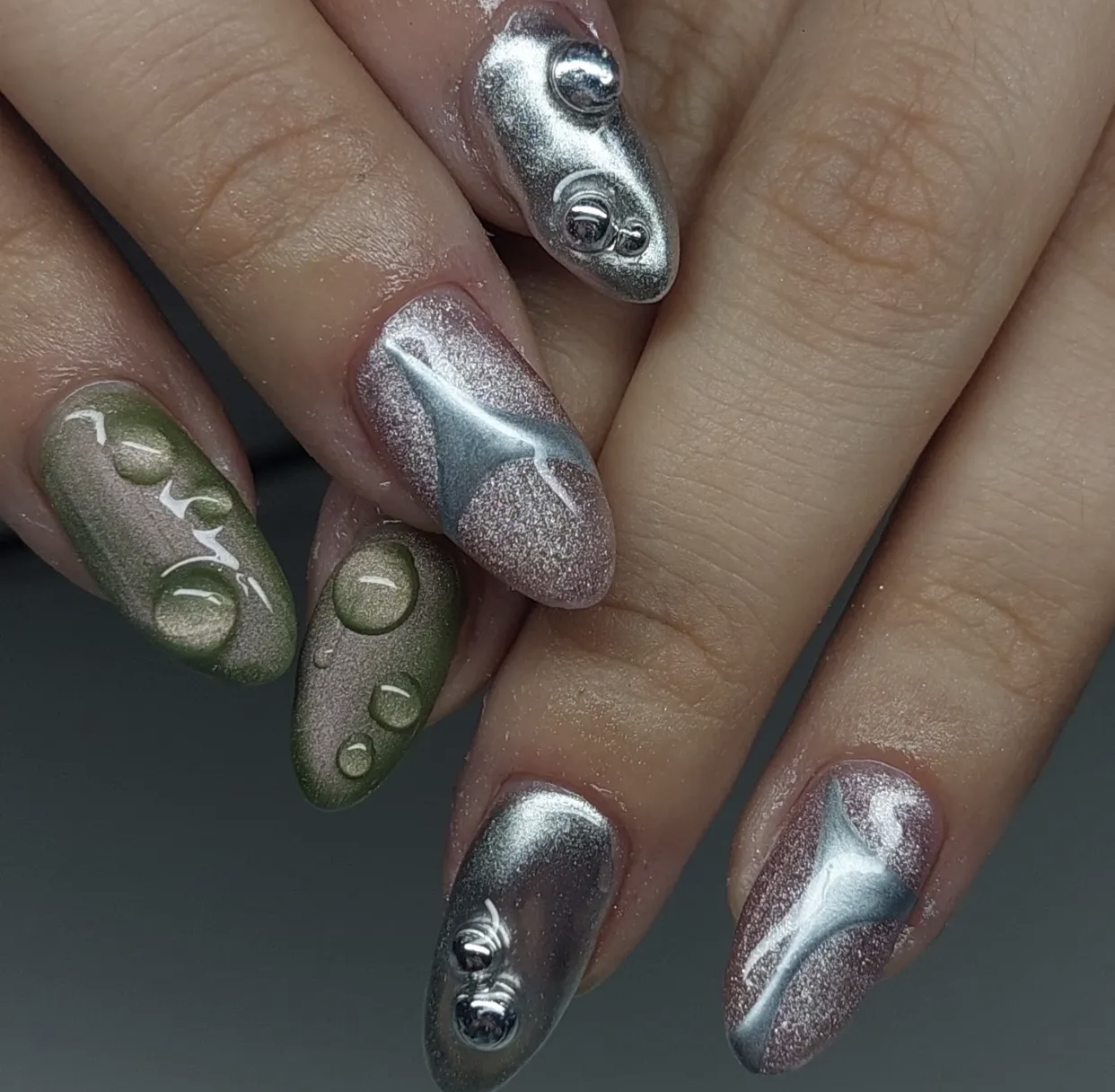 Nail art élégant Bordeaux